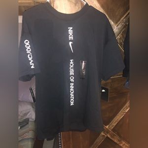 Nike Tee Street Wear Sz Large Loose Fit NWT Black